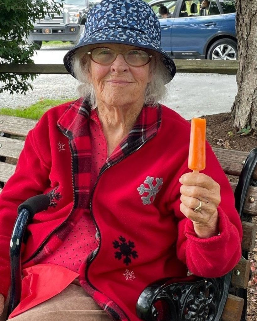 Geraldine Lavonne Grogan Wallace
